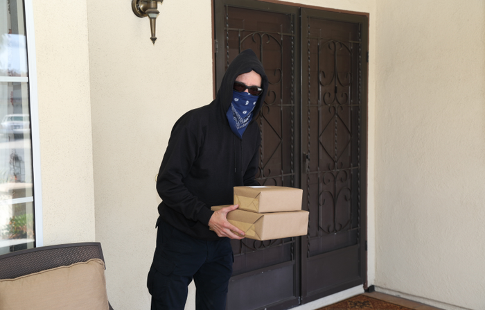 Porch Pirate Steals Packages Mask Horizontal