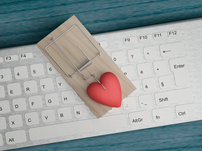 fake love trap keyboard with heart in a trap