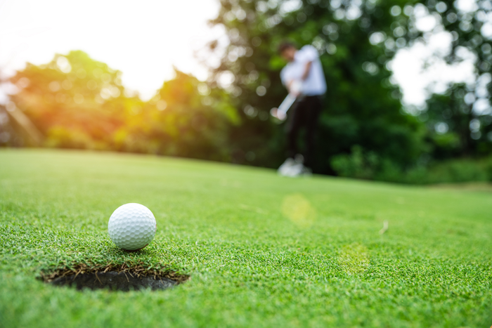 putting green sponsor